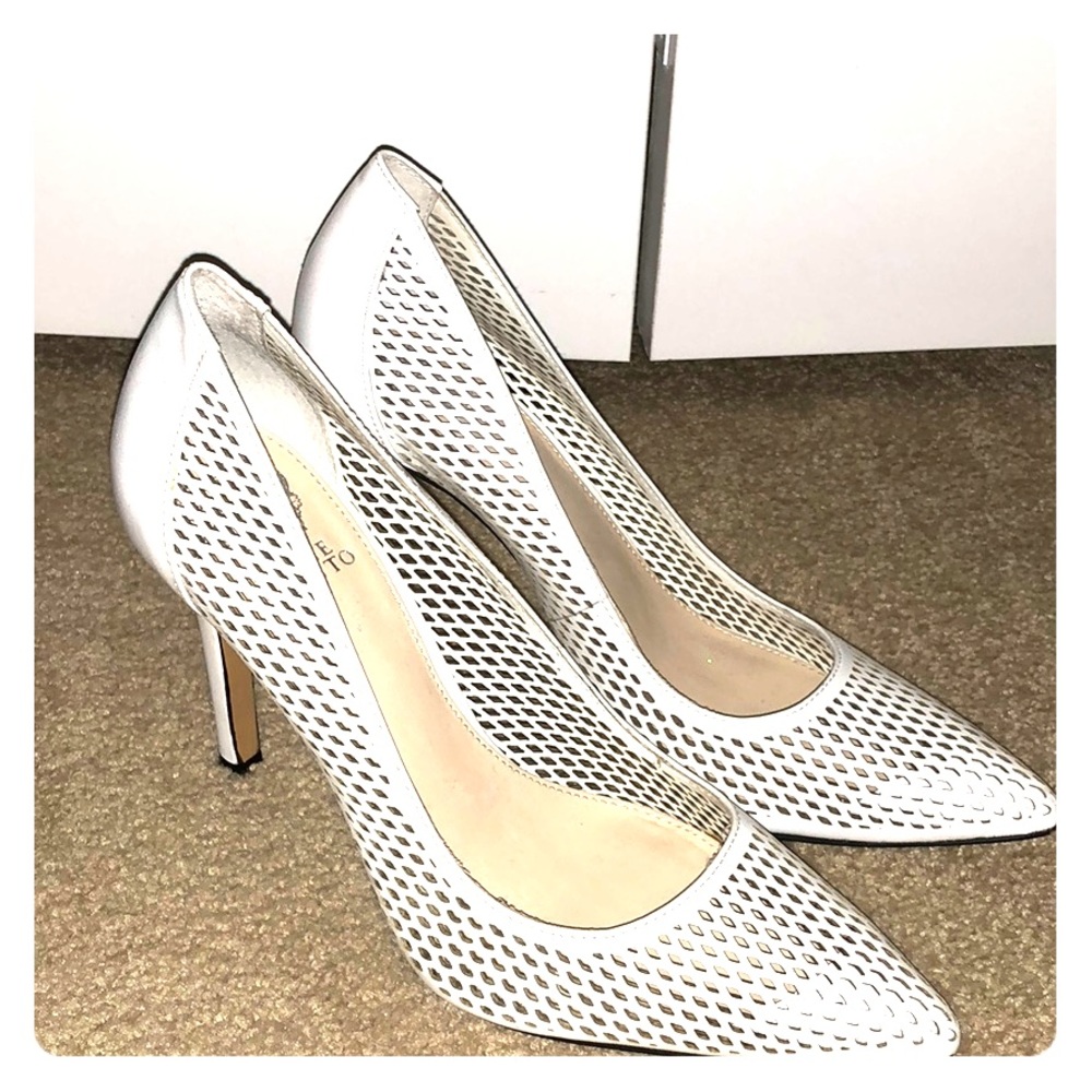 Vince Camuto Pumps
